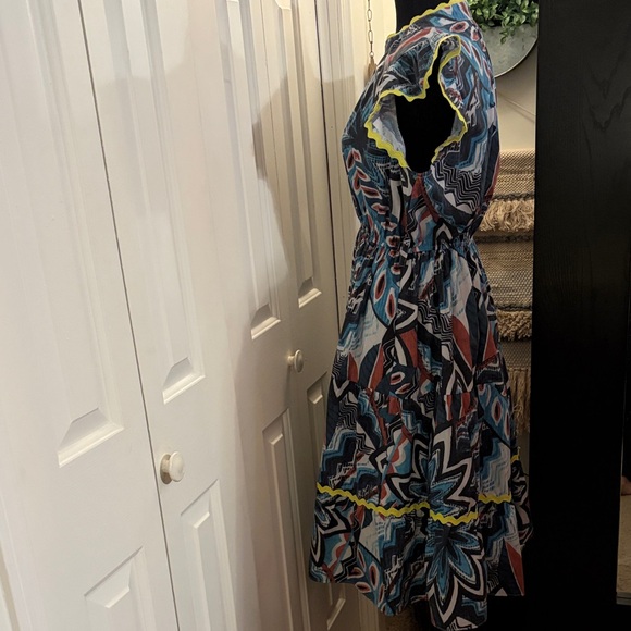 Stellah Multicolor Geometric Midi Dress - Picture 3 of 7